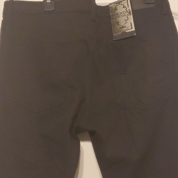 Black Jeans - Picture 4 of 5